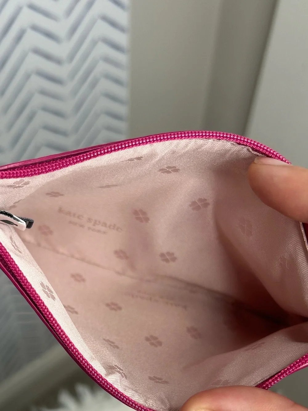 Kate Spade Leather Wristlet Excellent Hot Pink
